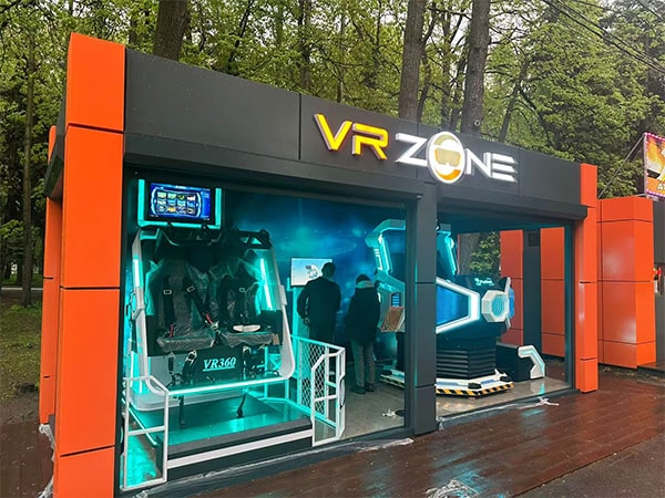 Russian amusement park opened a VR experience zone with our VR machines